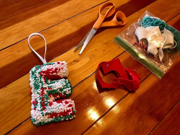 Punch Needle letter ornament. Punch Needle custom ornament. Punch Needle Personalized Christmas Ornament. Beginner punch needle project. Beginner punch  needle DIY. Punch Needle crafts. Punch Needle ideas. Christmas crafts. Christmas DIY. 