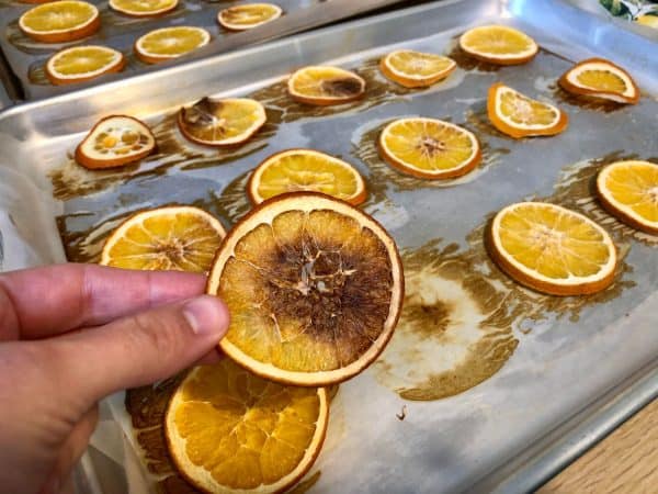 Steps Dried Orange Garland DIY. DIY crafts for Christmas. Holiday crafts. Homemade garland.  Holiday decor. Christmas decor.