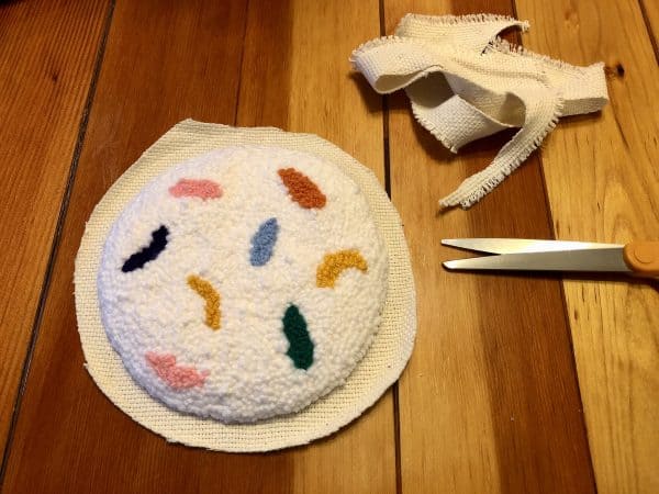 How to make a candle mat DIY. Monks cloth. Fabric Scissors. Punch Needle project for beginners. Punch Needle ideas. Acrylic Yarn. Punch Needle.